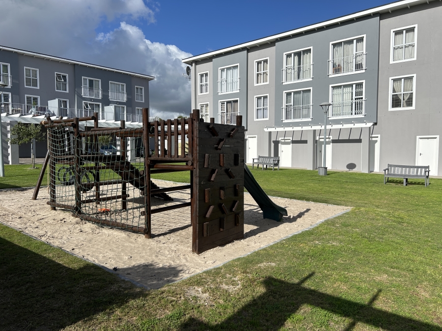 2 Bedroom Property for Sale in Sonkring Western Cape